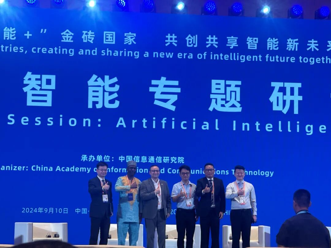 2003293908402524160.jpg 640 (4).jpg